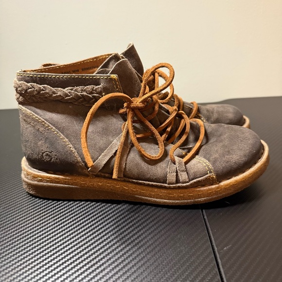 ✨ Born Temple II Suede Ankle Boots – Women’s 9.5 Comfort Boho - Picture 9 of 14